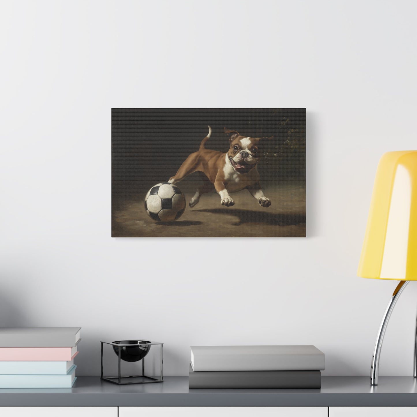 Chien jouant avec un Ballon