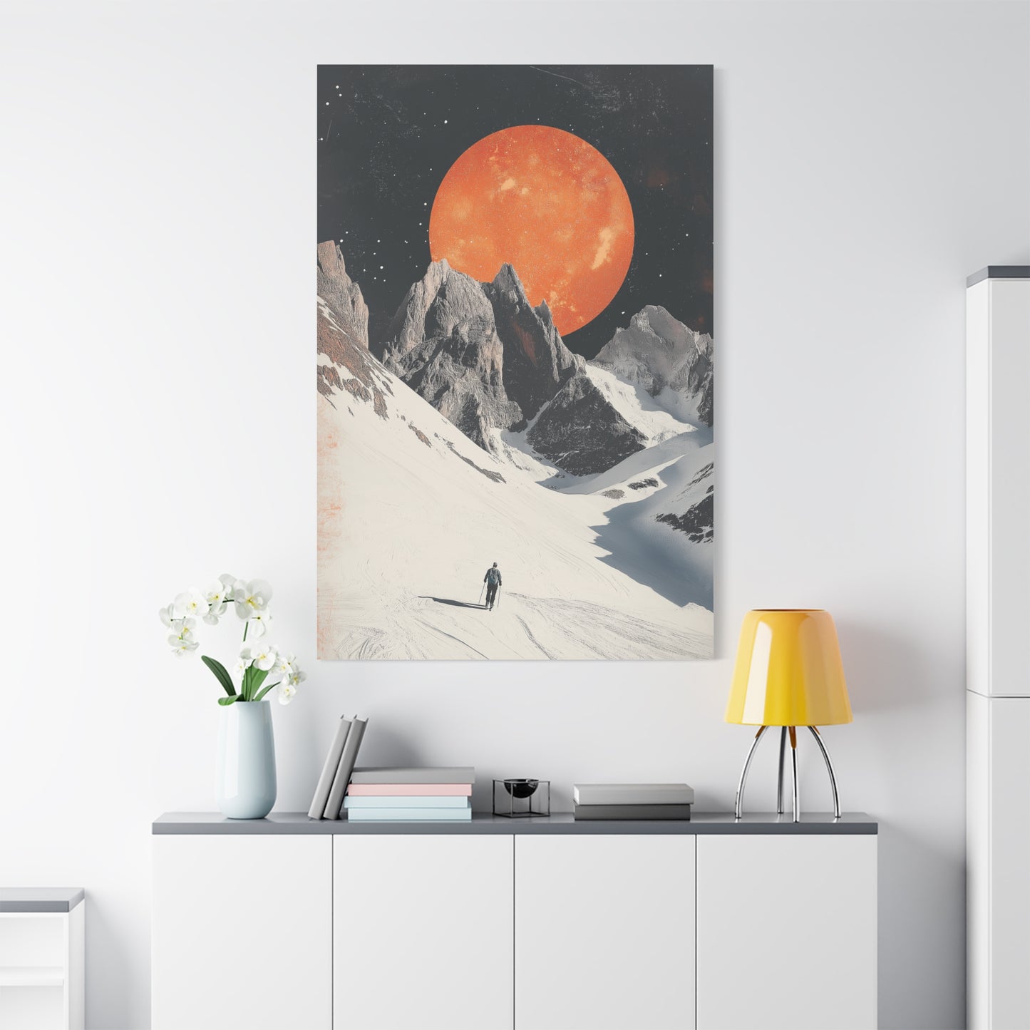 Voyage Lunaire aux Sommets Enneigés