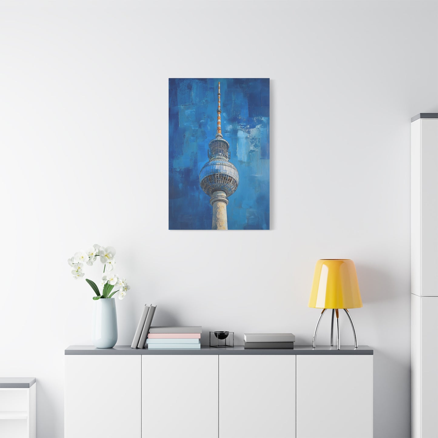 Fernsehturm de Berlin : Tour et Ciel Bleu
