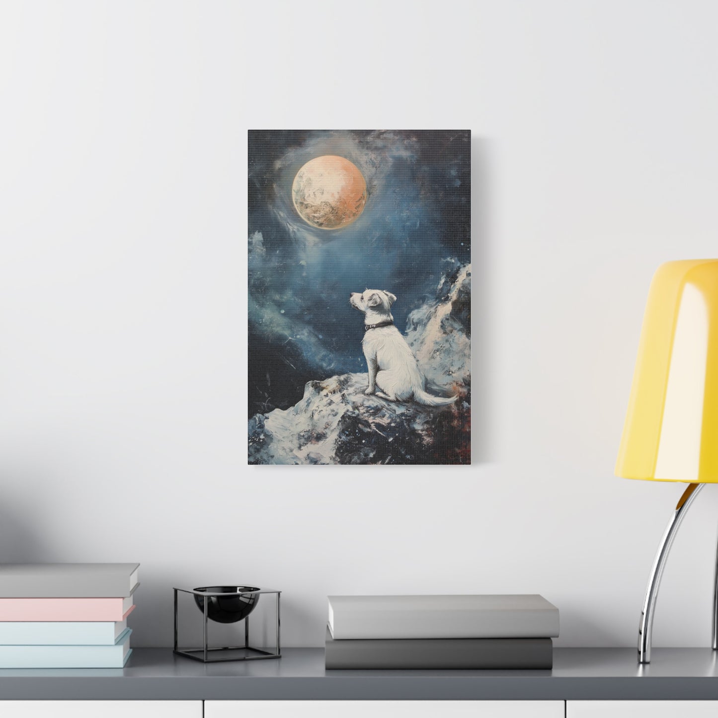 Chien Cosmique sous la Lune Rêveuse