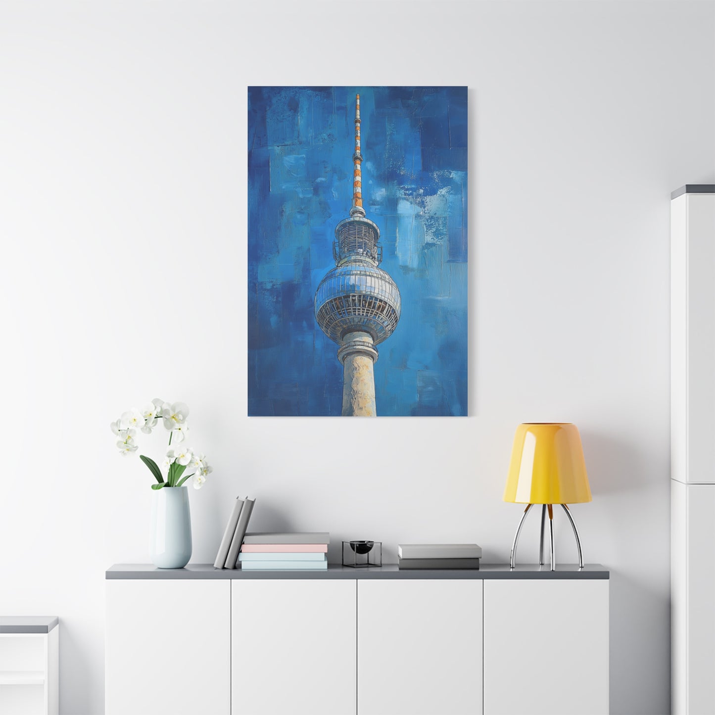 Fernsehturm de Berlin : Tour et Ciel Bleu
