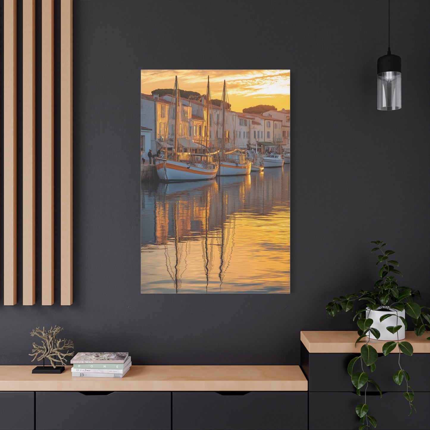 Éclat Doré au Port Méditerranéen