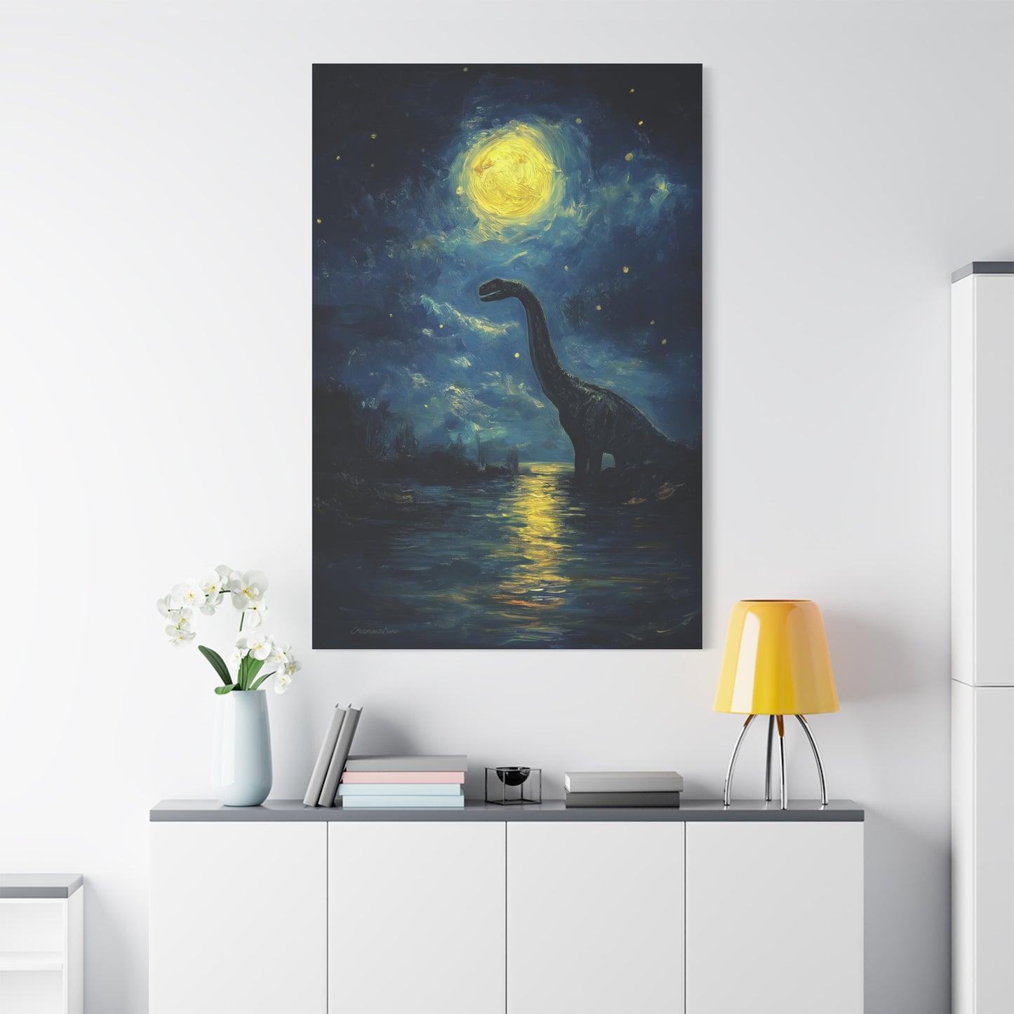 Sous la Lune, le Géant Éveille sa Nuit