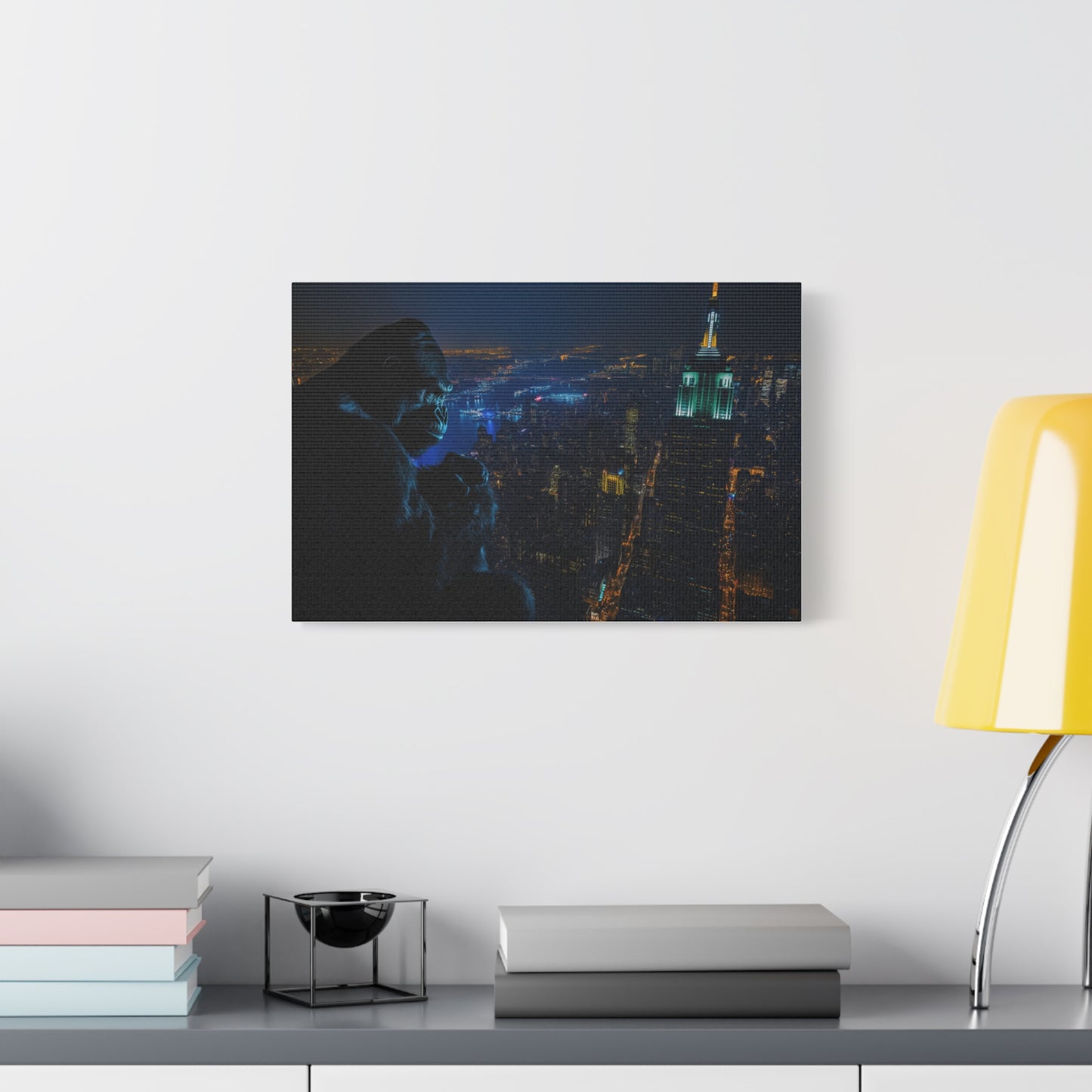 King Kong sur la Skyline Nocturne